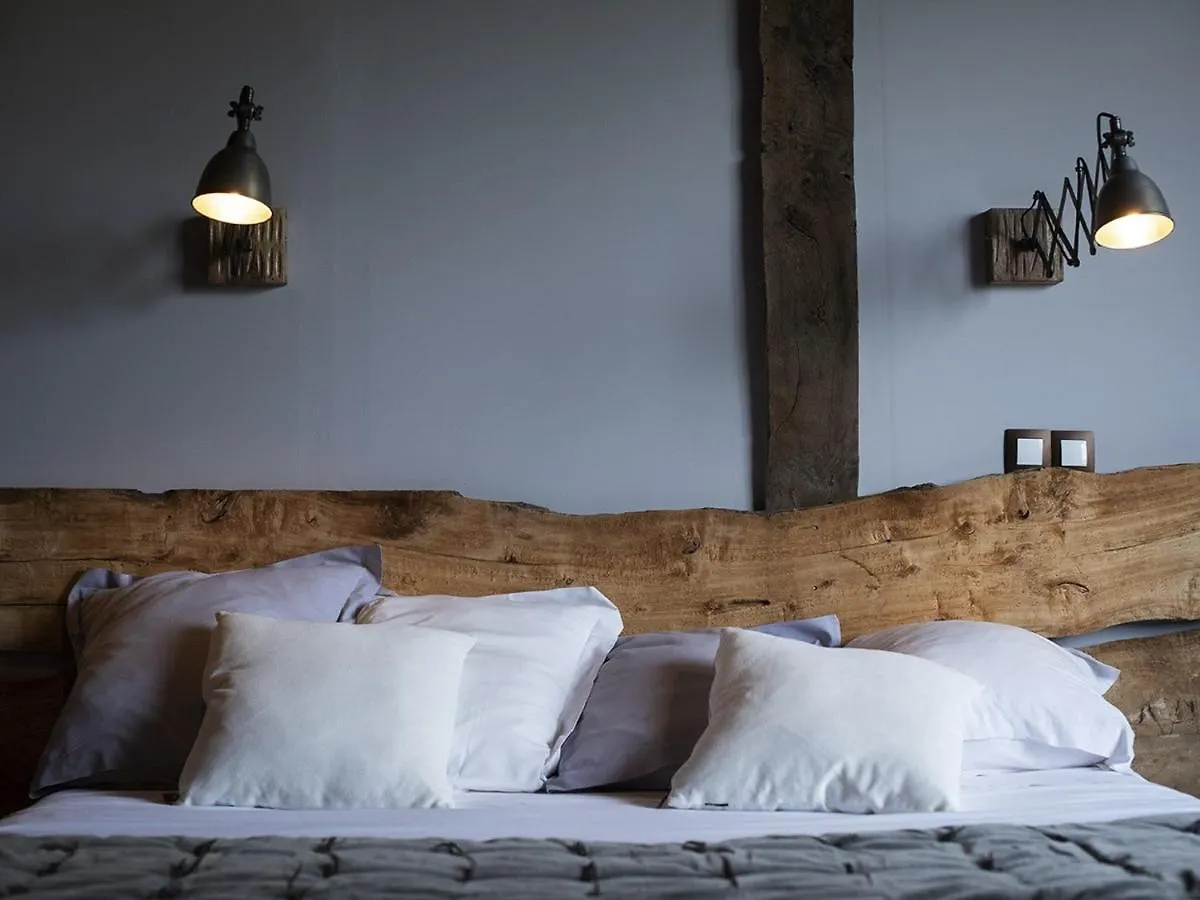 Chambres d'Hôtes Les Châtaigniers de Florac Surba Couette-café